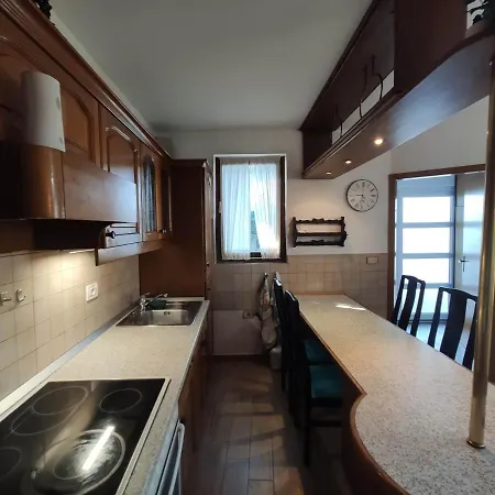 Cute Corner Apartament
