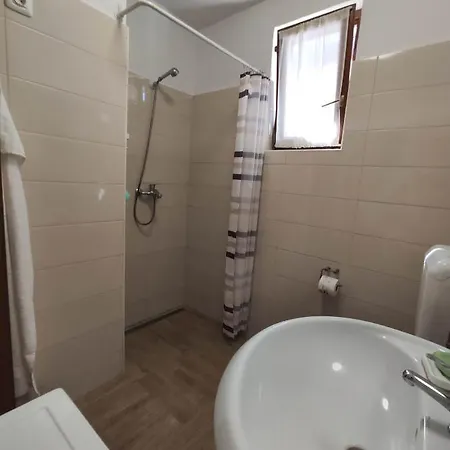 Cute Corner Копер
